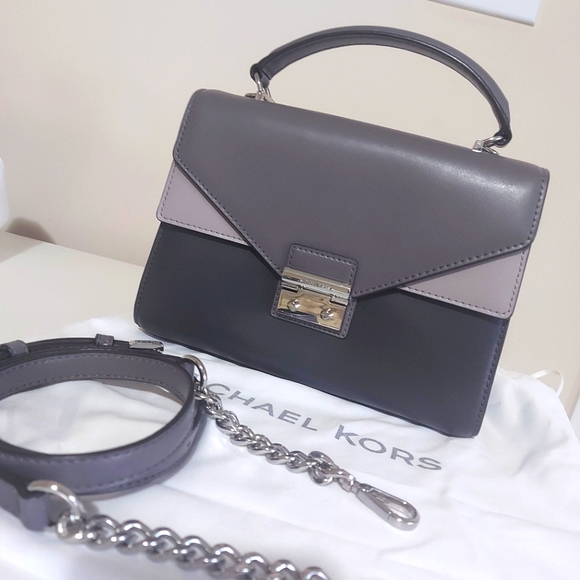 Michael kors bag - Picture 1 of 7